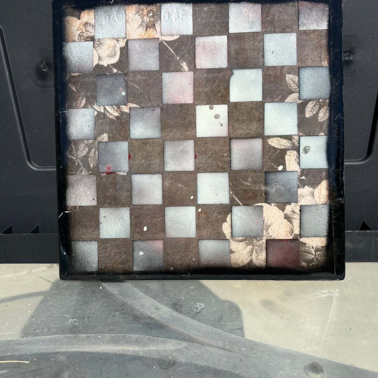 Gray Silver Flowers - Resin Coated Chess Board