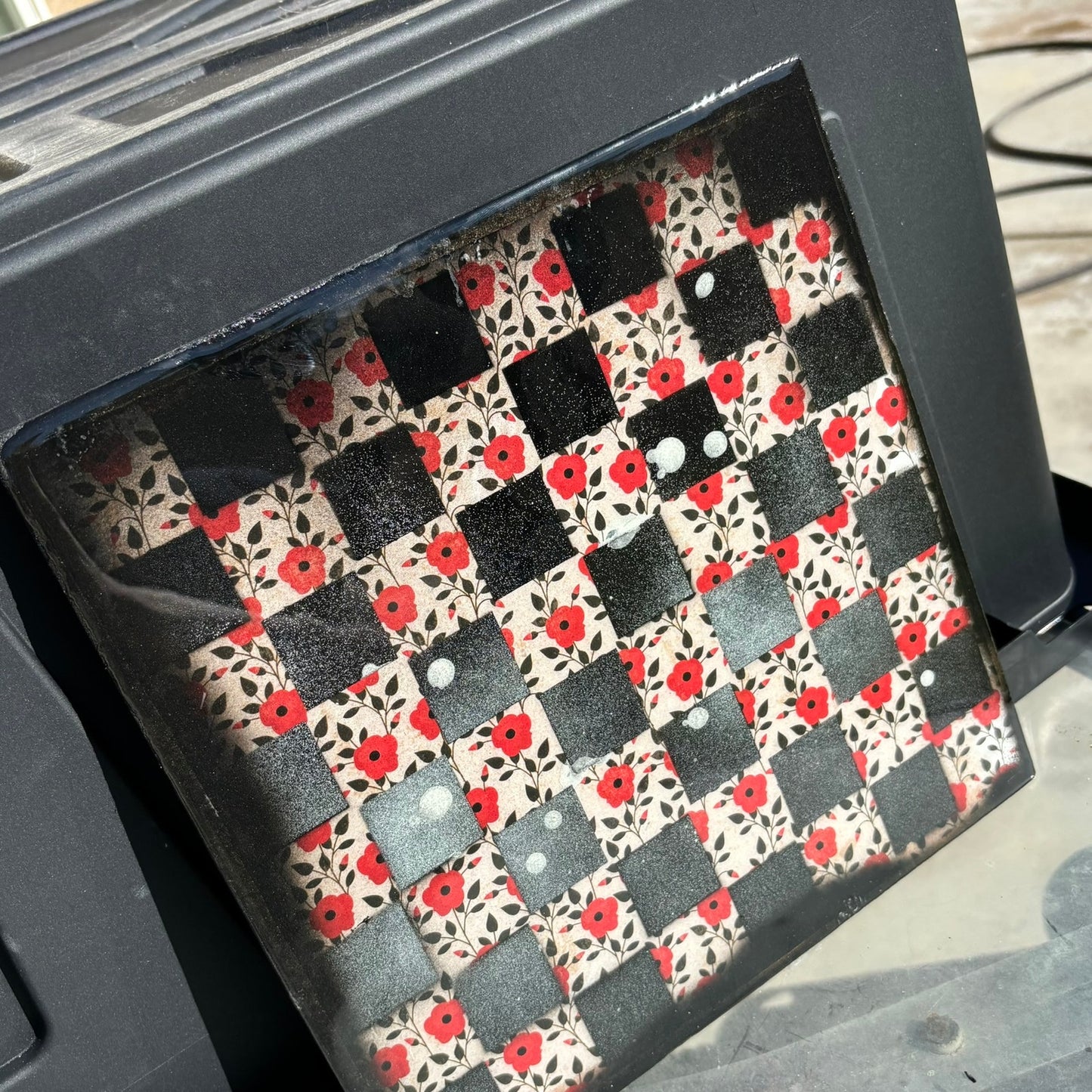 Red Flowers - Resin Coated Chess Board