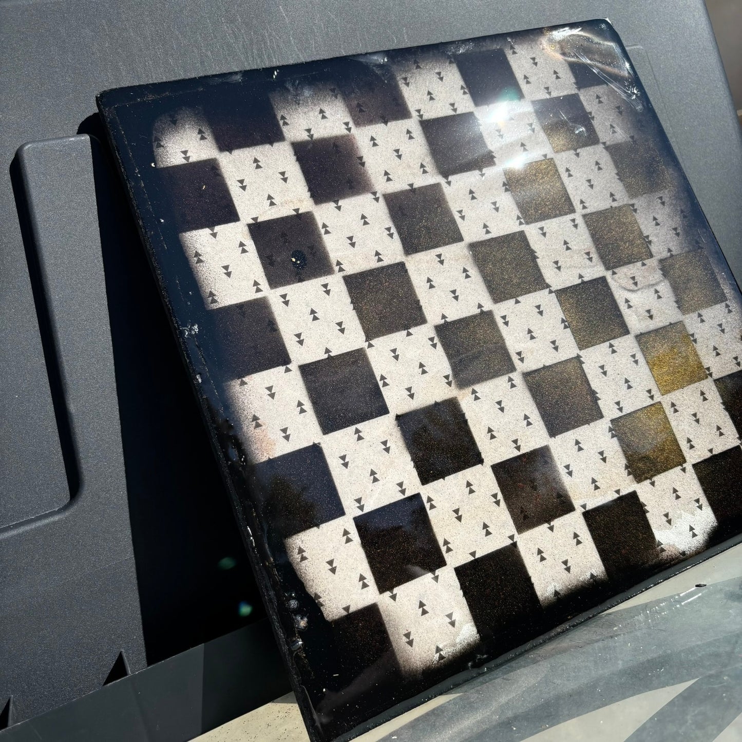Vintage Arrows - Resin Coated Chess Board