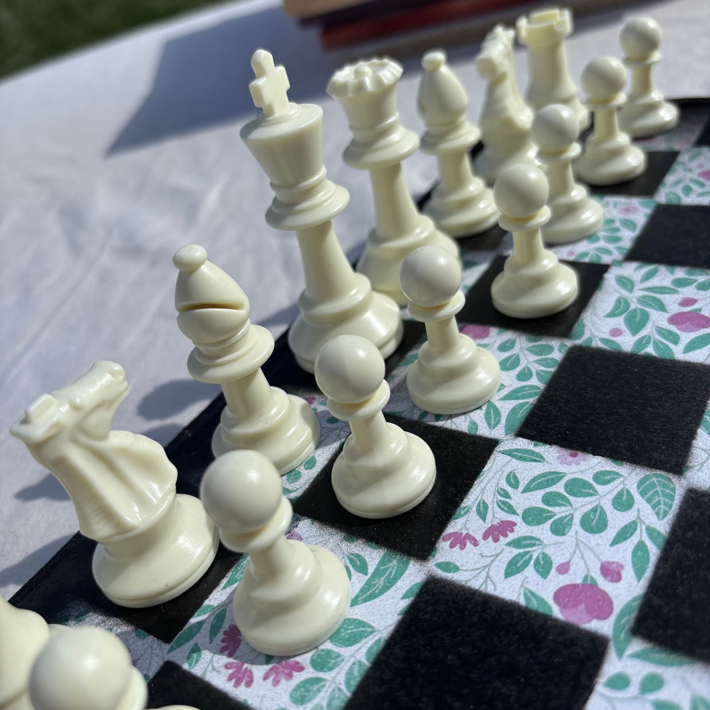 Vintage Flowers - Scrapbook Chess Set