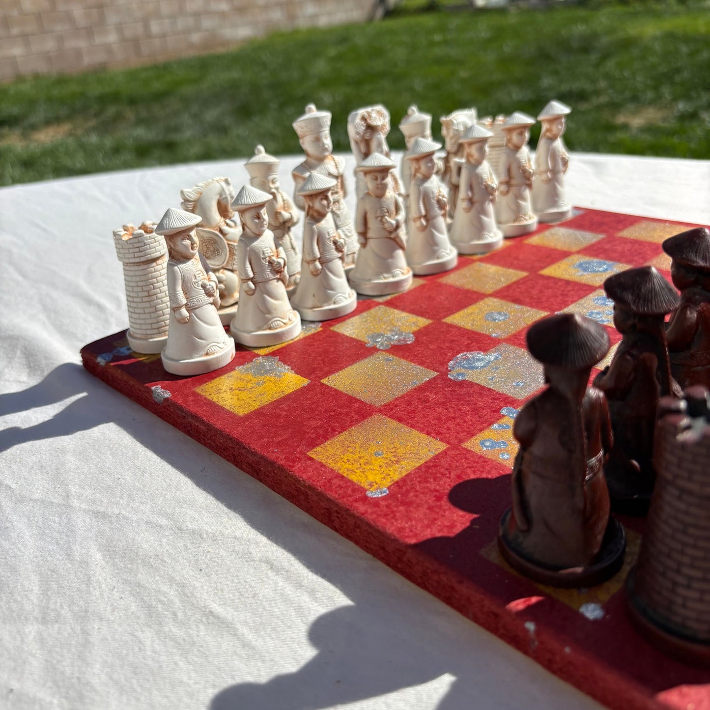 Spartan Yellow & Red - Chinese Edition Chess Set
