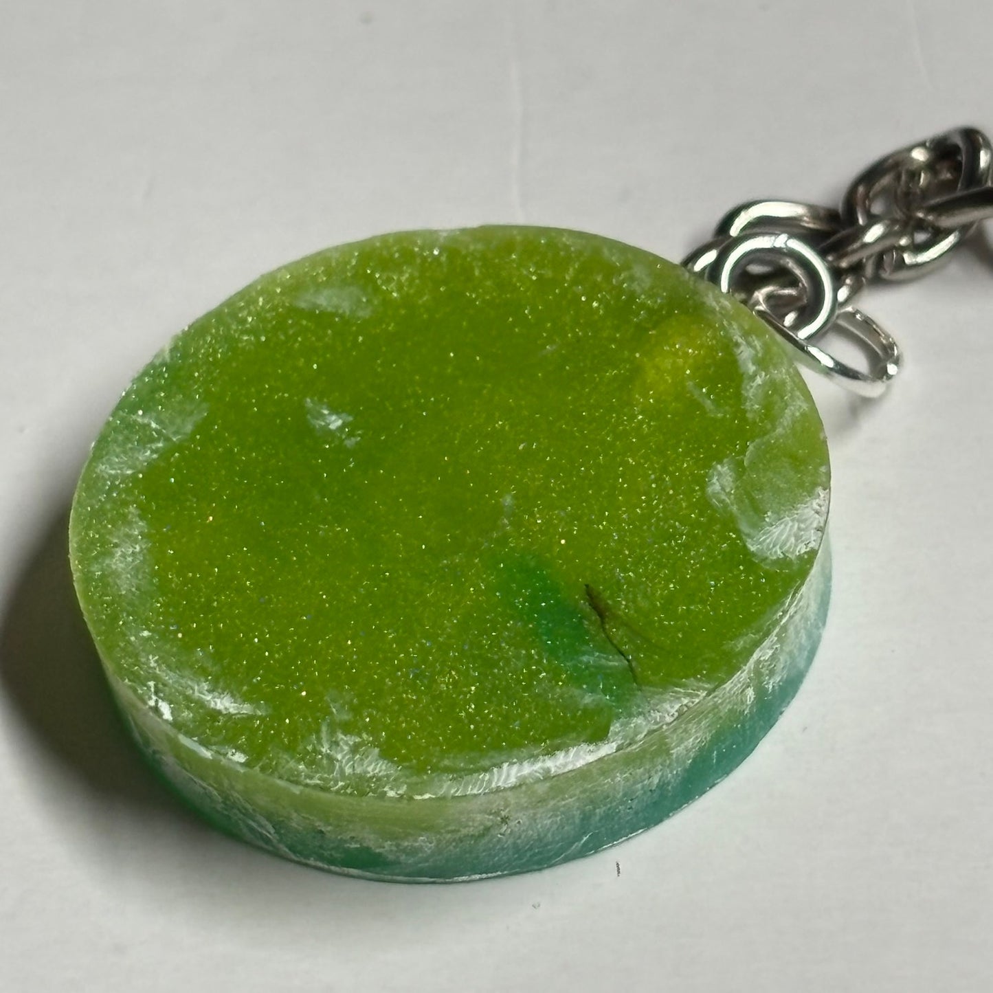 Smeared Green Handmade Resin Keychain - Flat Edition