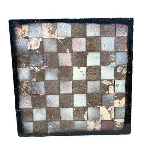 Gray Silver Flowers - Resin Coated Chess Board