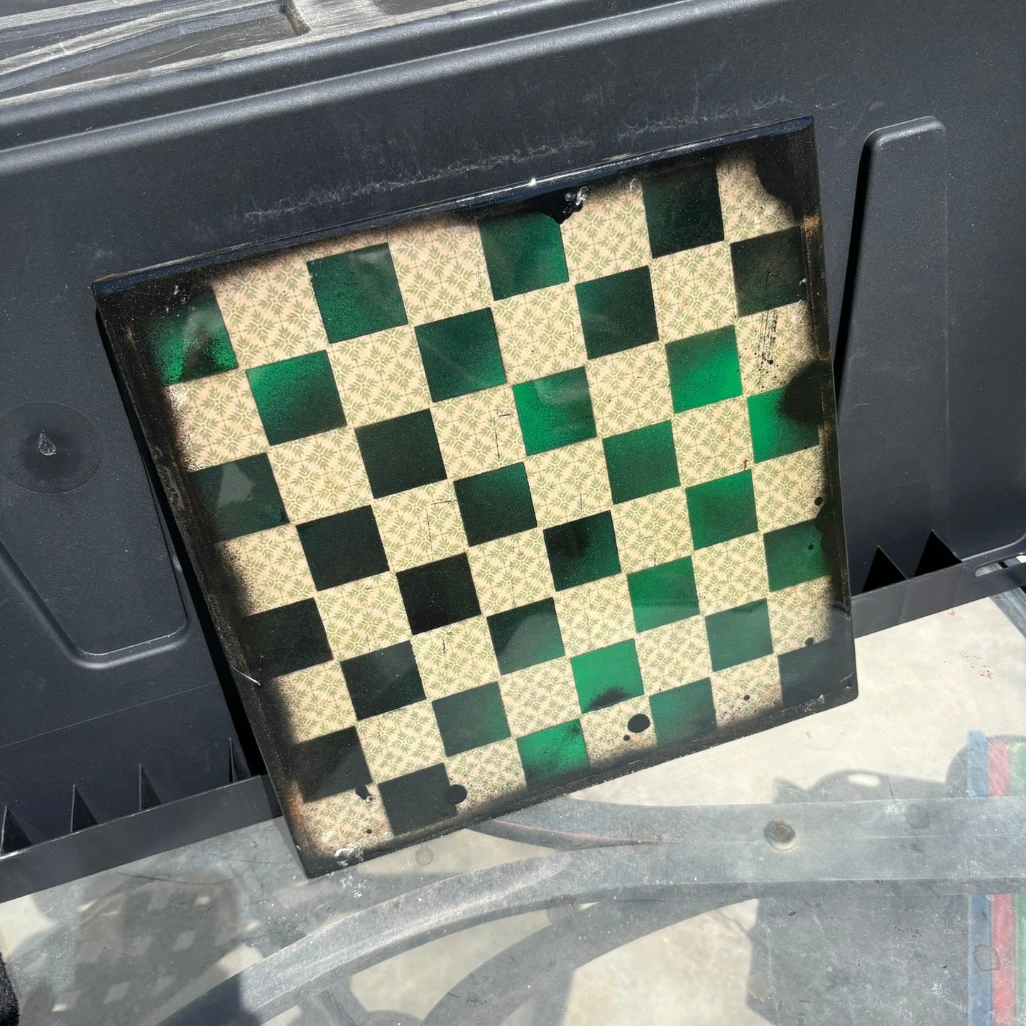 Green Vintage - Resin Coated Chess Board