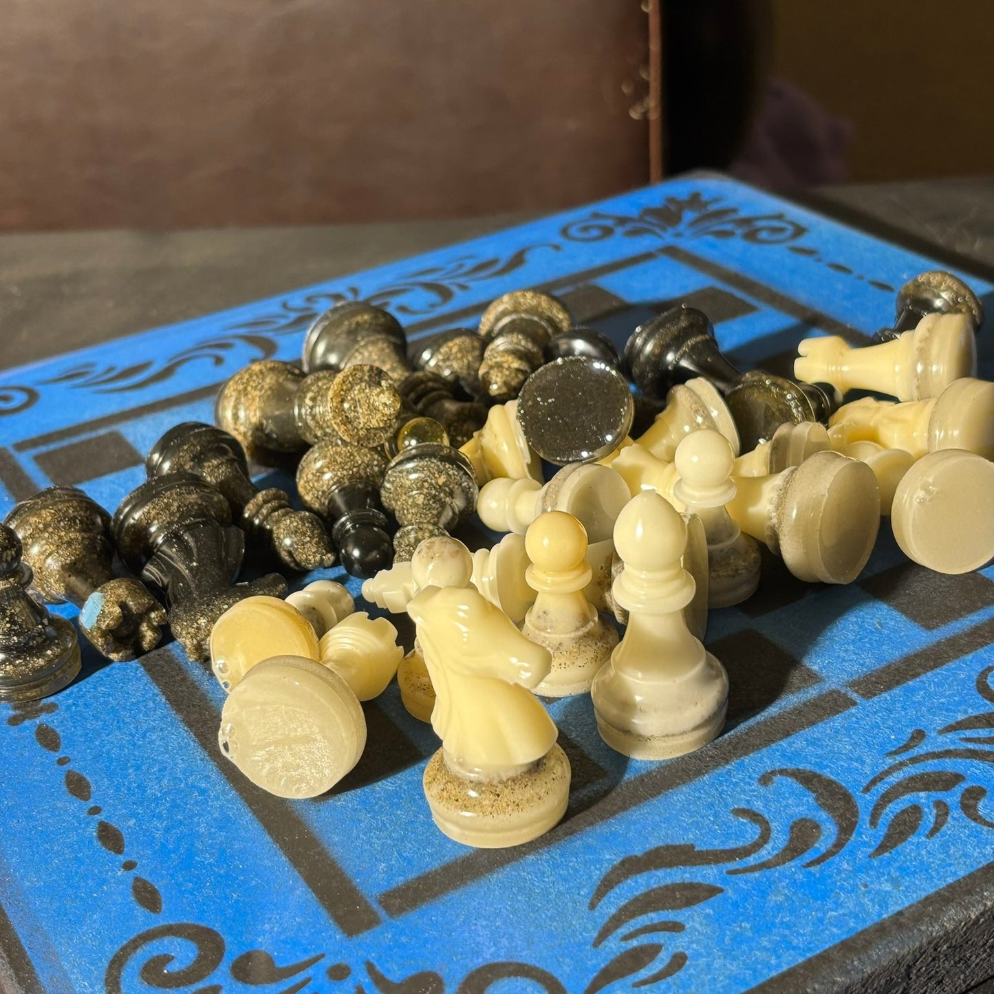 Supreme Blue & Black - Painted Chess Set