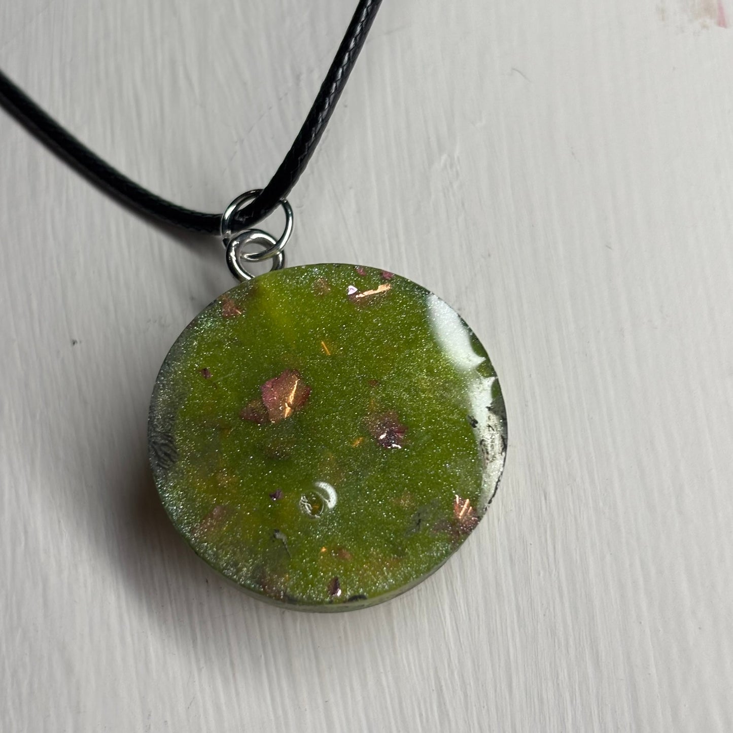 Dark Royalty Green Queen - Handmade Resin Chess Necklace