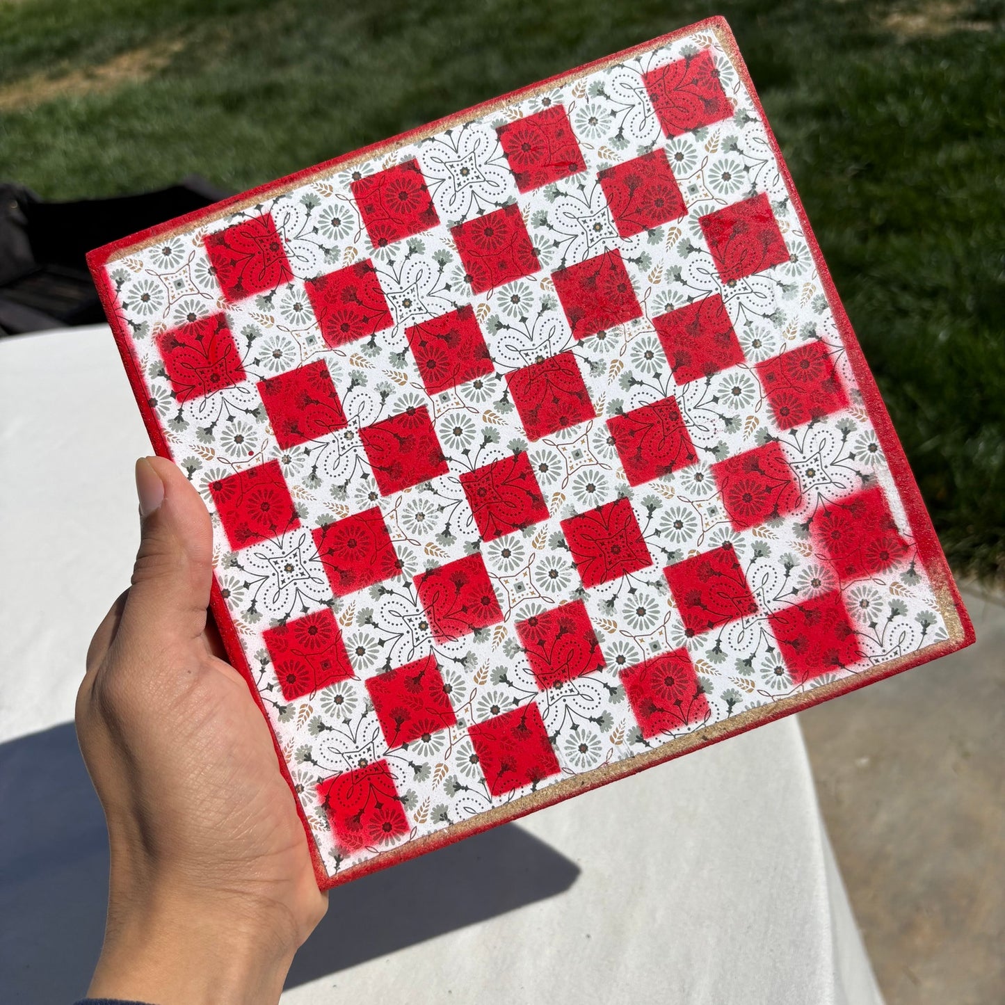 Vintage Red & White - Scrapbook Chess Set