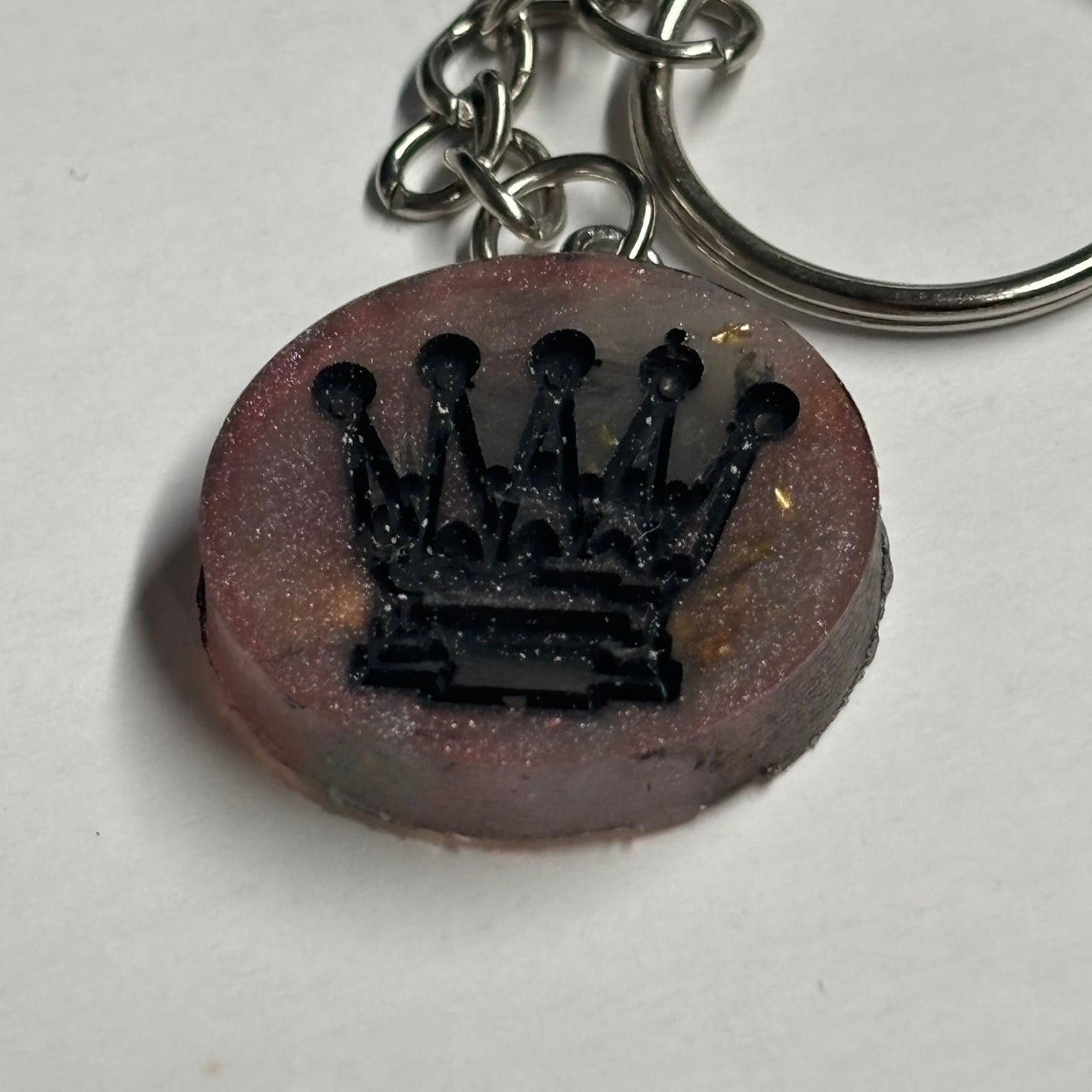 Sliver/Red Queen - Handmade Resin Keychain