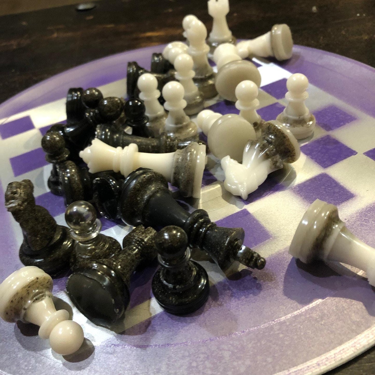 Vinyl Chess Set -Purple Chrome (Resin Pieces)