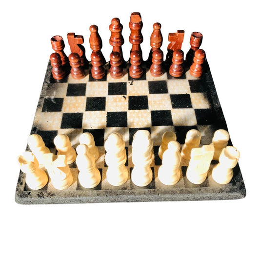 Scrapbook Chess Set - Vintage Yellow