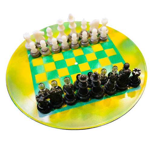 Vinyl Chess Set - Oregon Green (Resin Pieces)