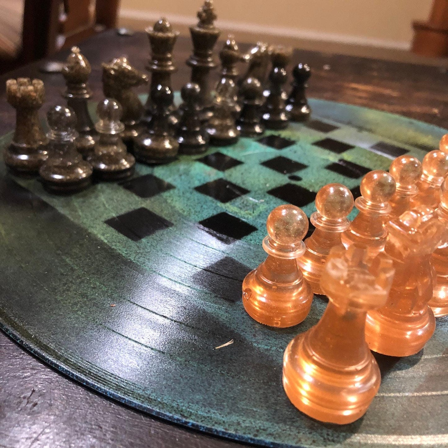 Vinyl Chess Set - Sea Moss Green (Resin Pieces)