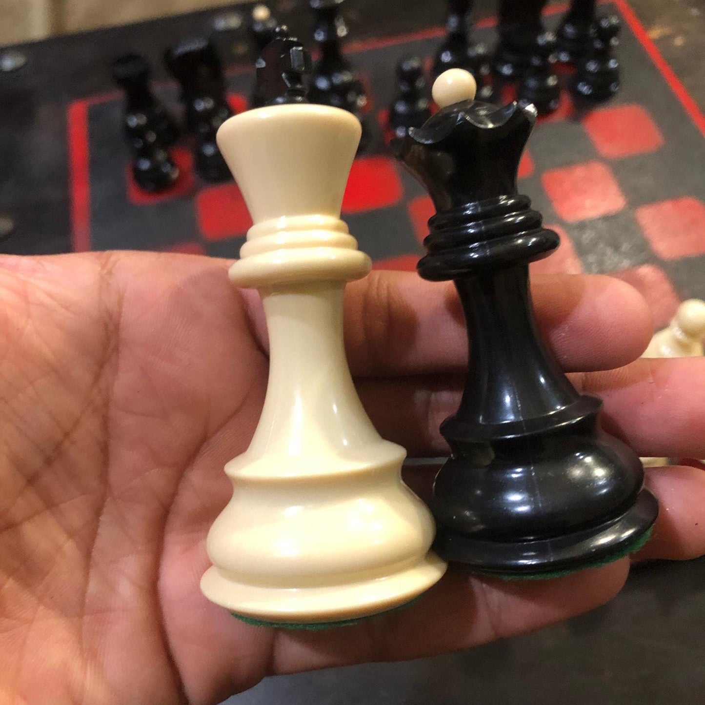 Large Chess Set - Red & Black