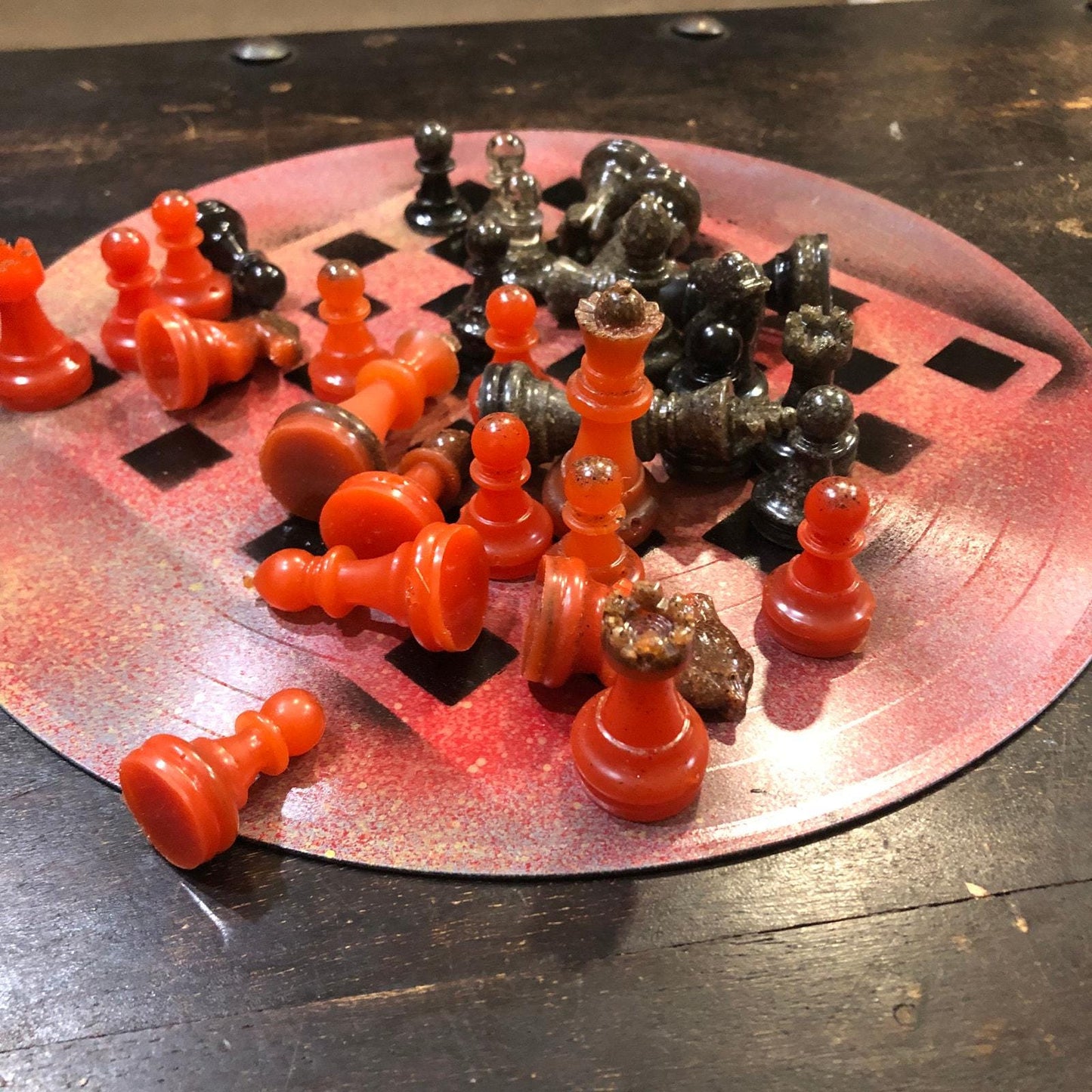 Vinyl Chess Set - Mist Red (Resin Pieces)