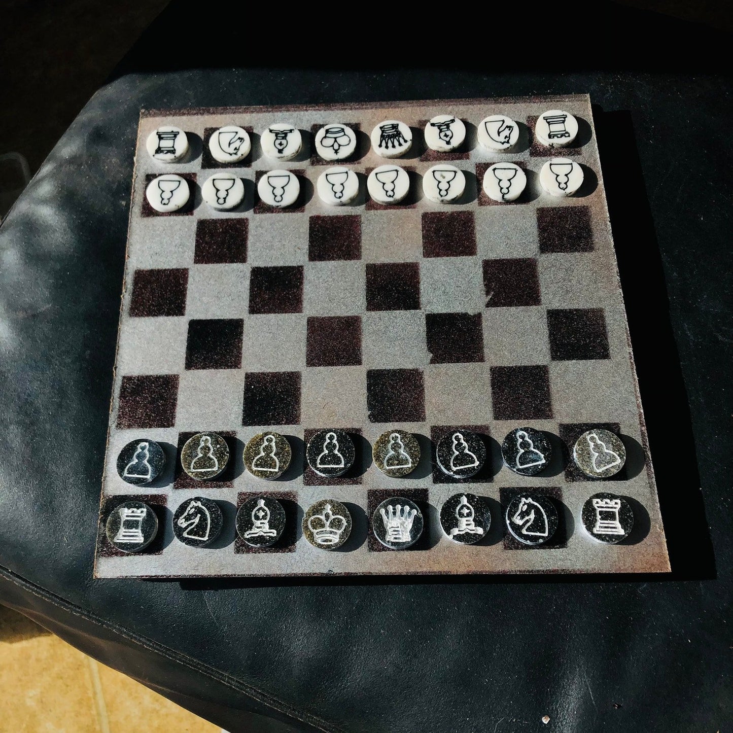 Chess Set - Simple Gray