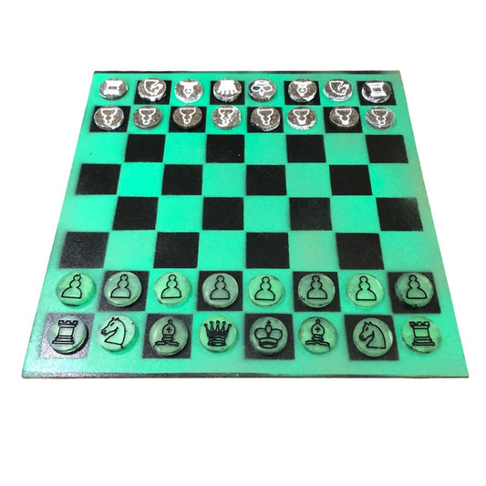 Painted Chess Set - Supreme Green