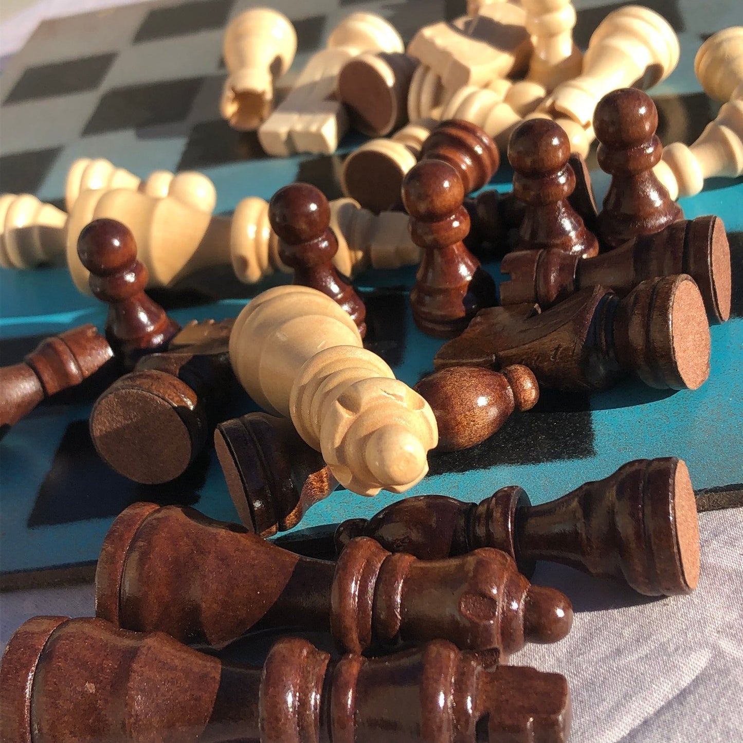 Chess Set - Blue Fade