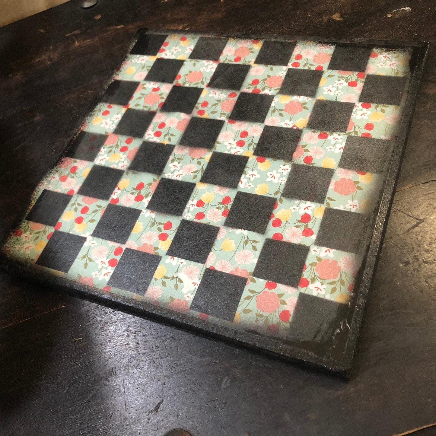 Scrapbook Chess Set - Mint Flowers