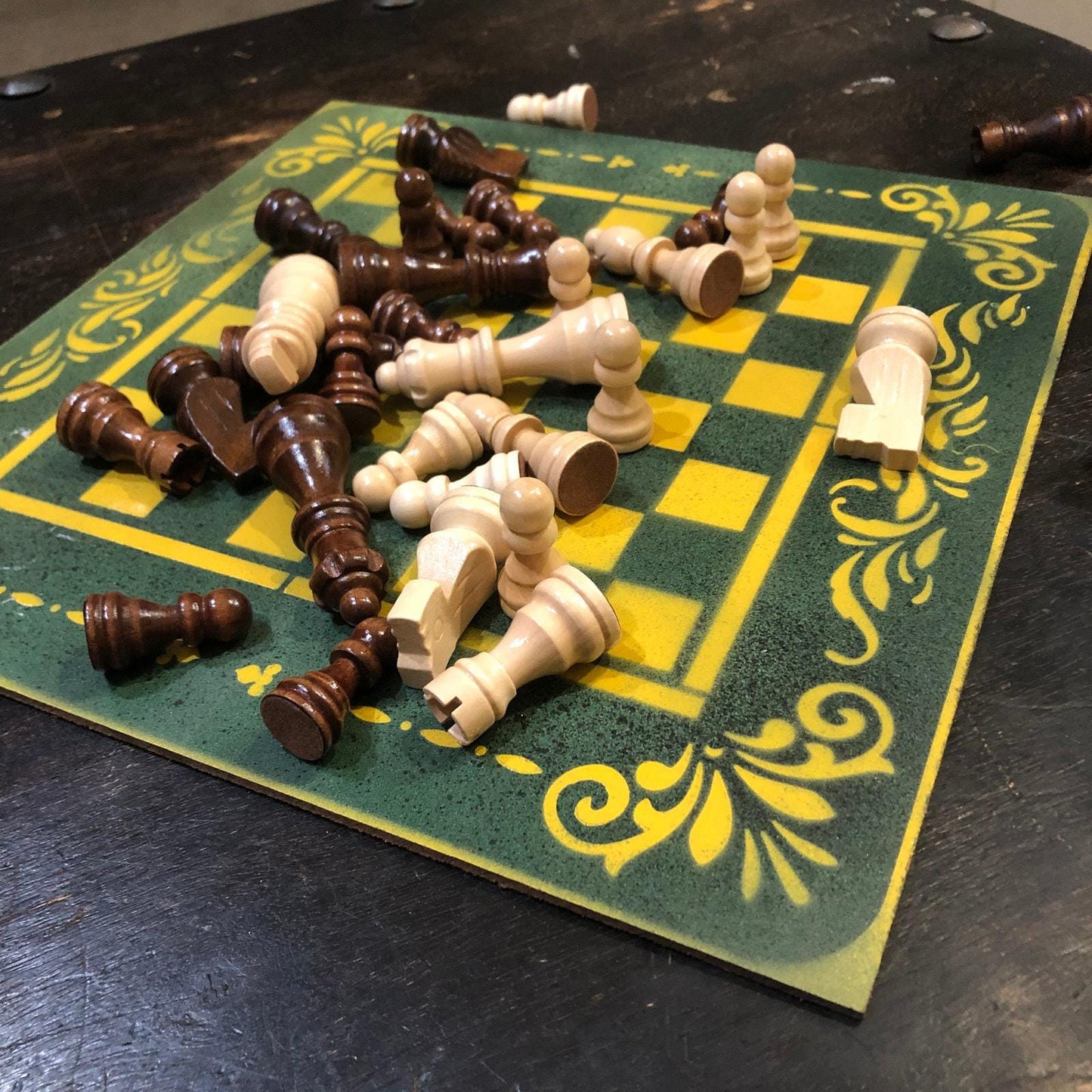 Chess Set - Royal Yellow Green