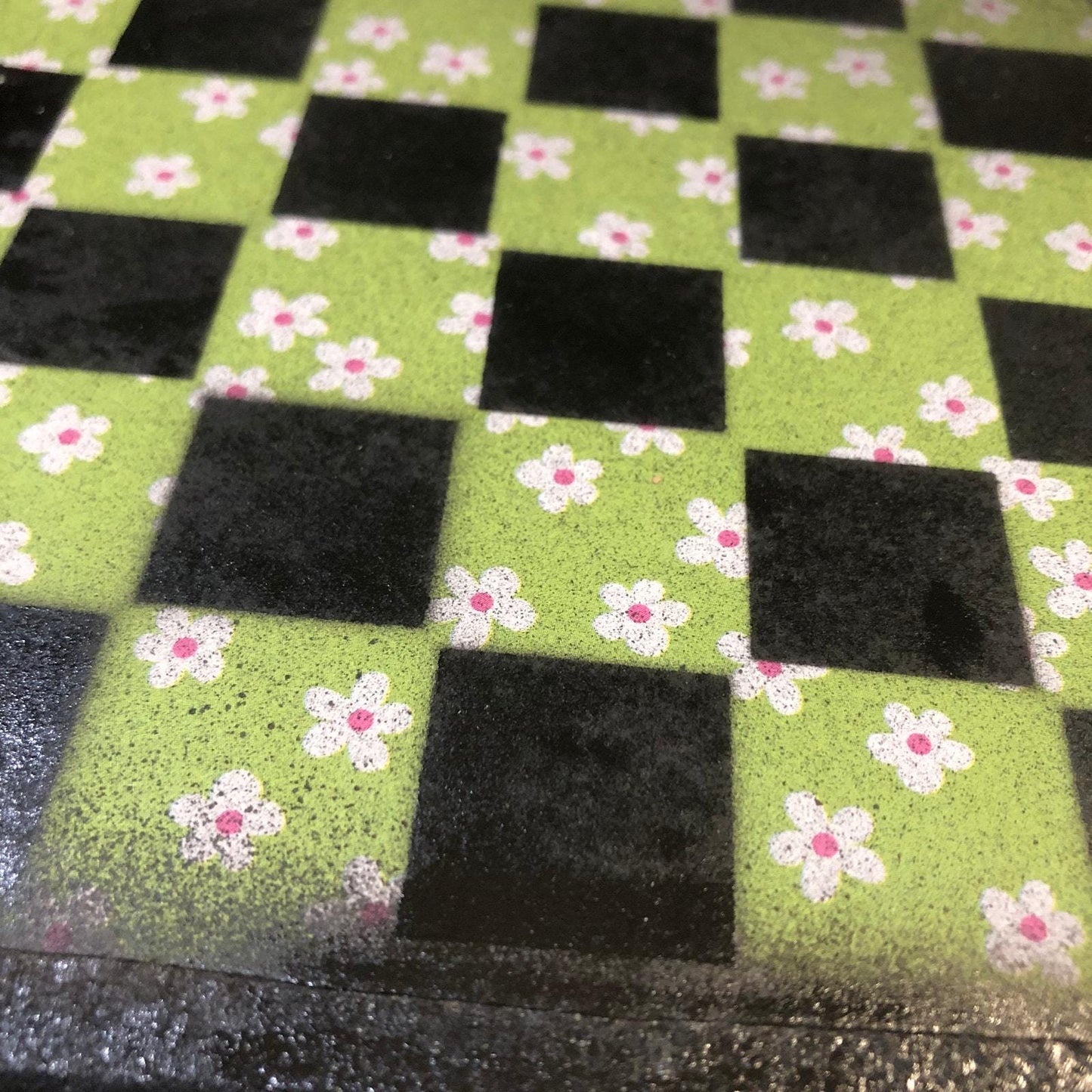 Scrapbook Chess Set - Lime Green Flower