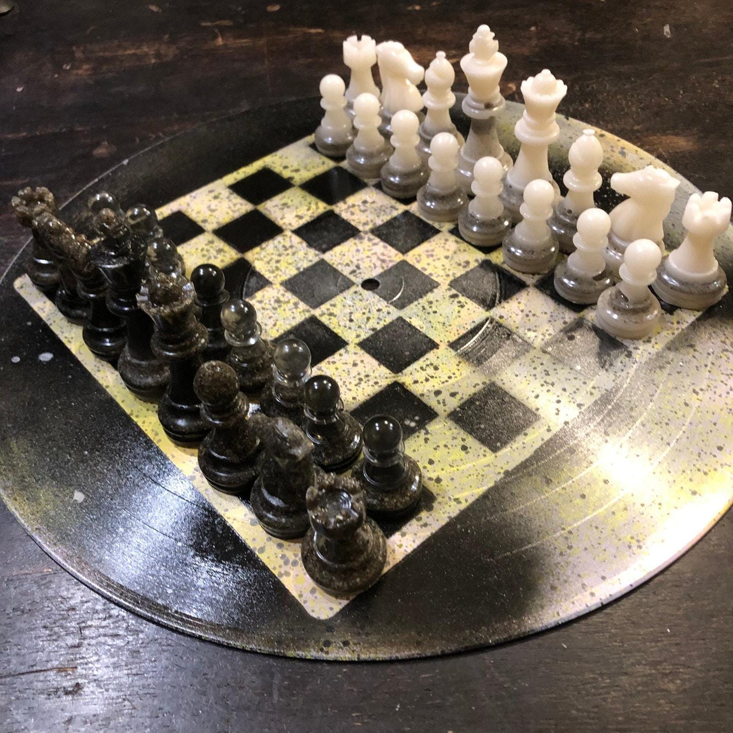 Vinyl Chess Set - Toxic Green (Resin Pieces)