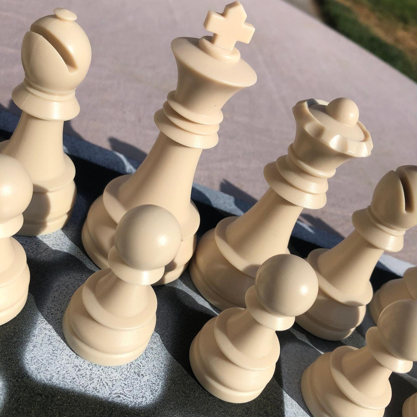 Large Chess Set - Green/Yellow & Black