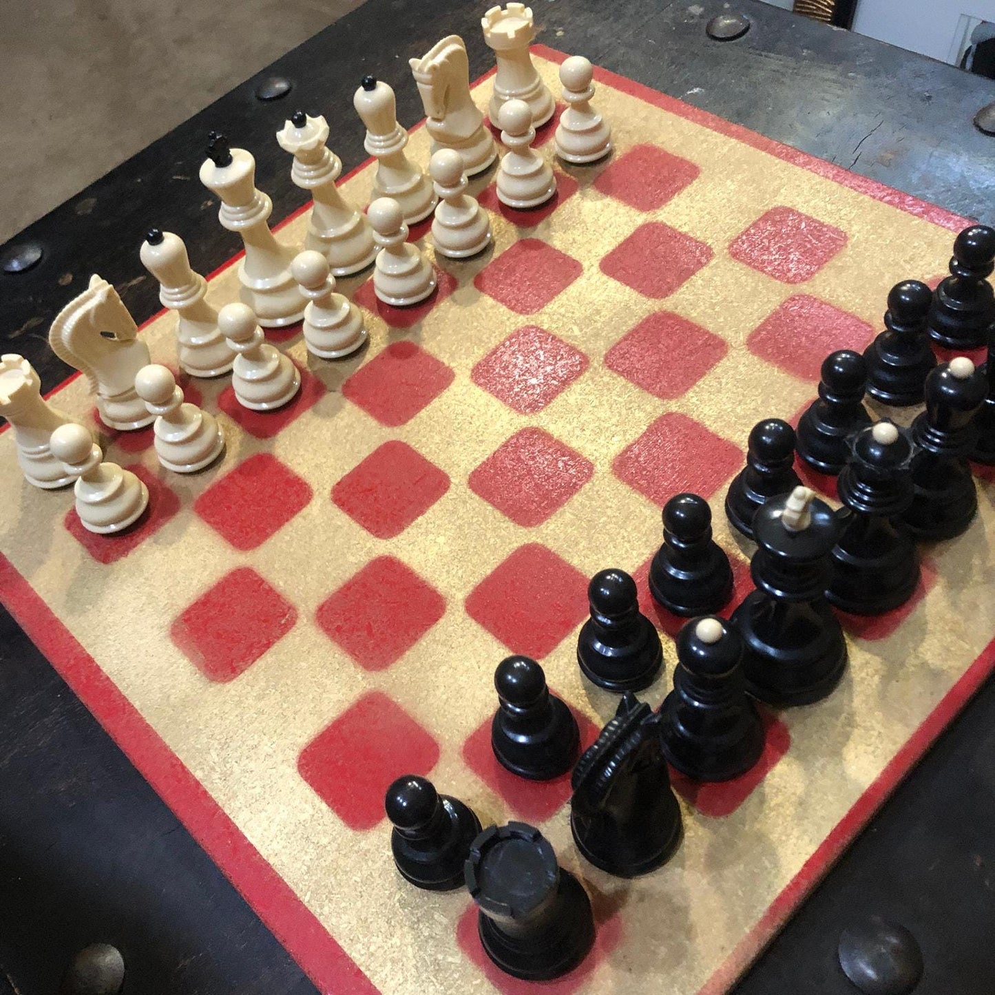 Large Chess Set - Golden Roman Red