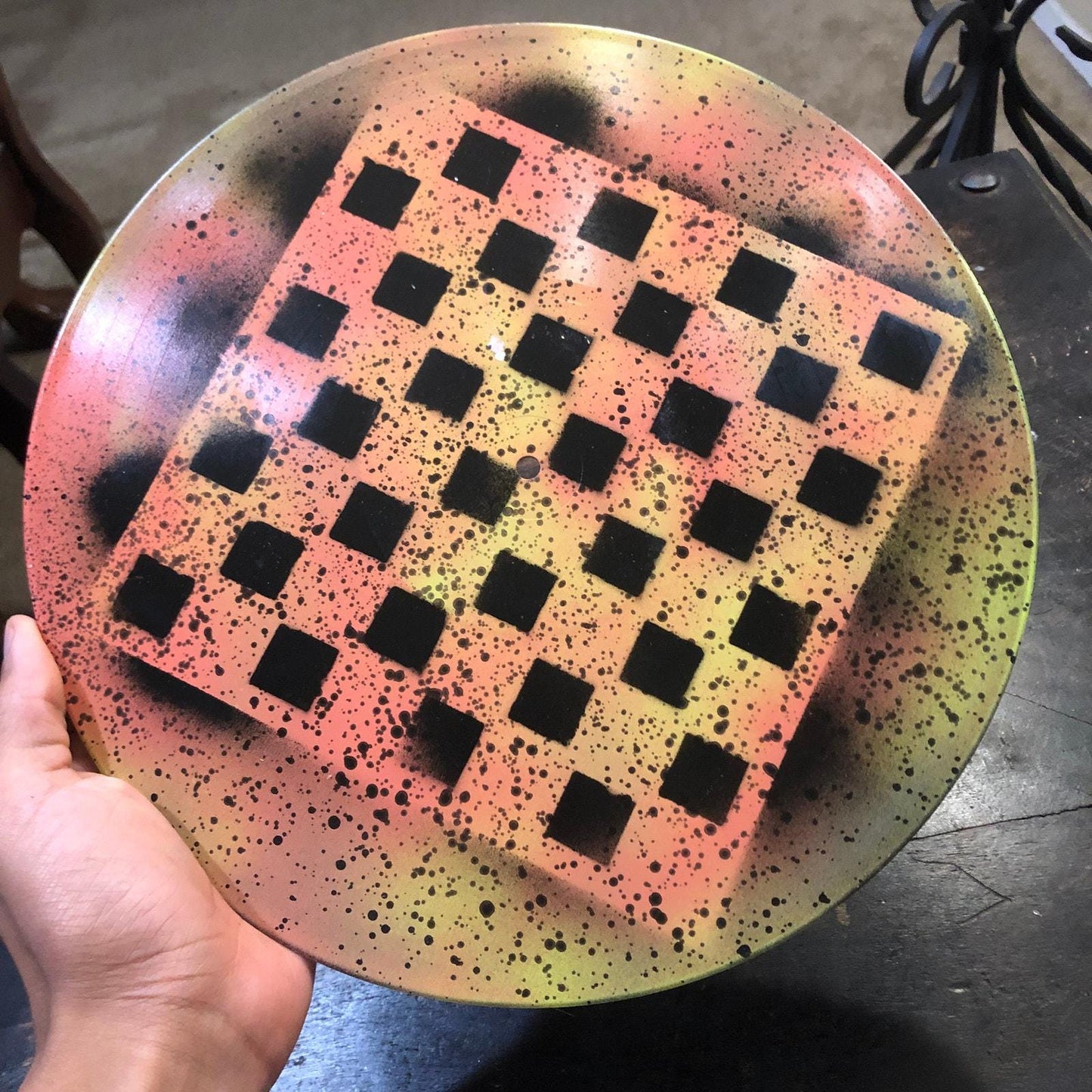 Vinyl Chess Set - Spotted Mango (Resin Pieces)