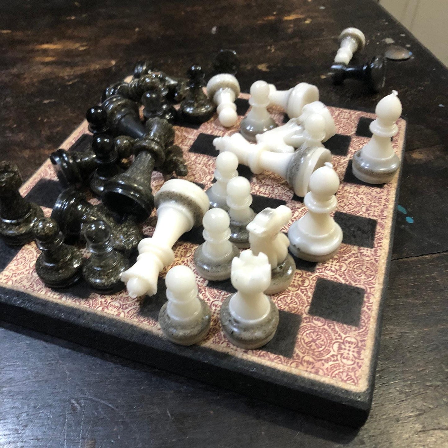 Scrapbook Chess Set - Fancy Edition (Resin Pieces)