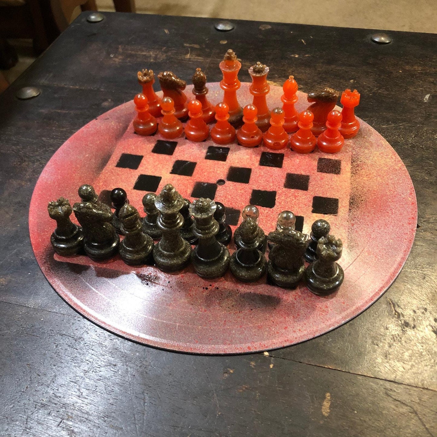 Vinyl Chess Set - Mist Red (Resin Pieces)