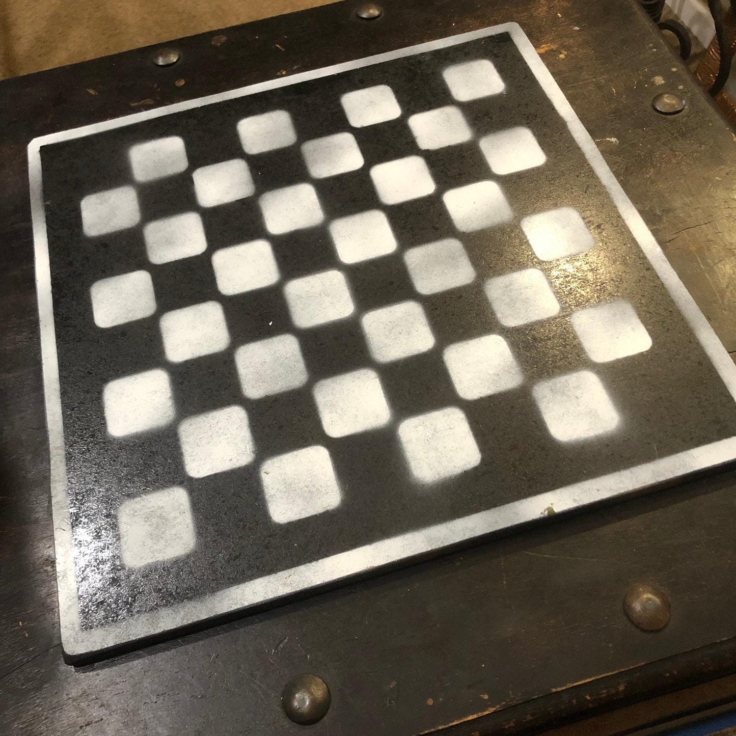 Large Chess Set - Simple Black & White