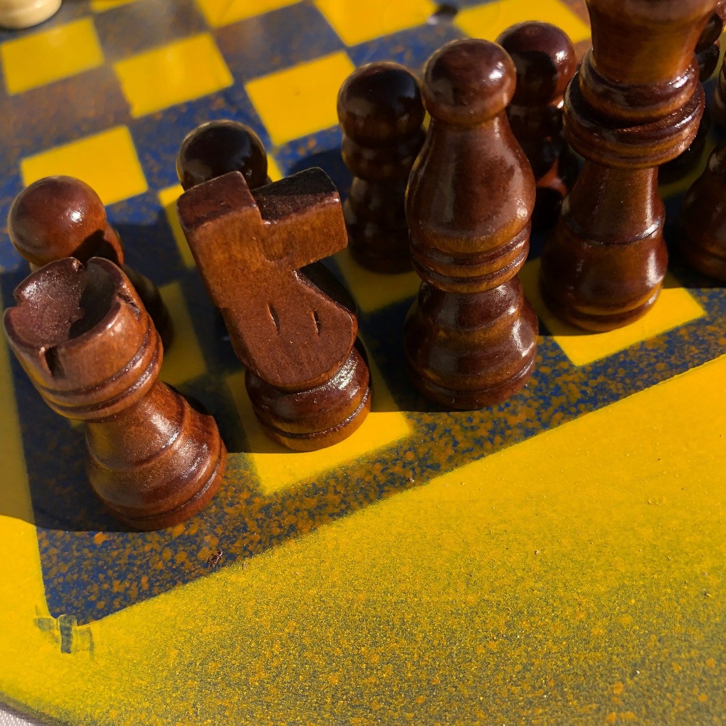 Vinyl Chess Set - Yellow & Blue Tint