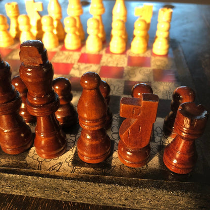 Scrapbook Chess Set - Pink/White Flower