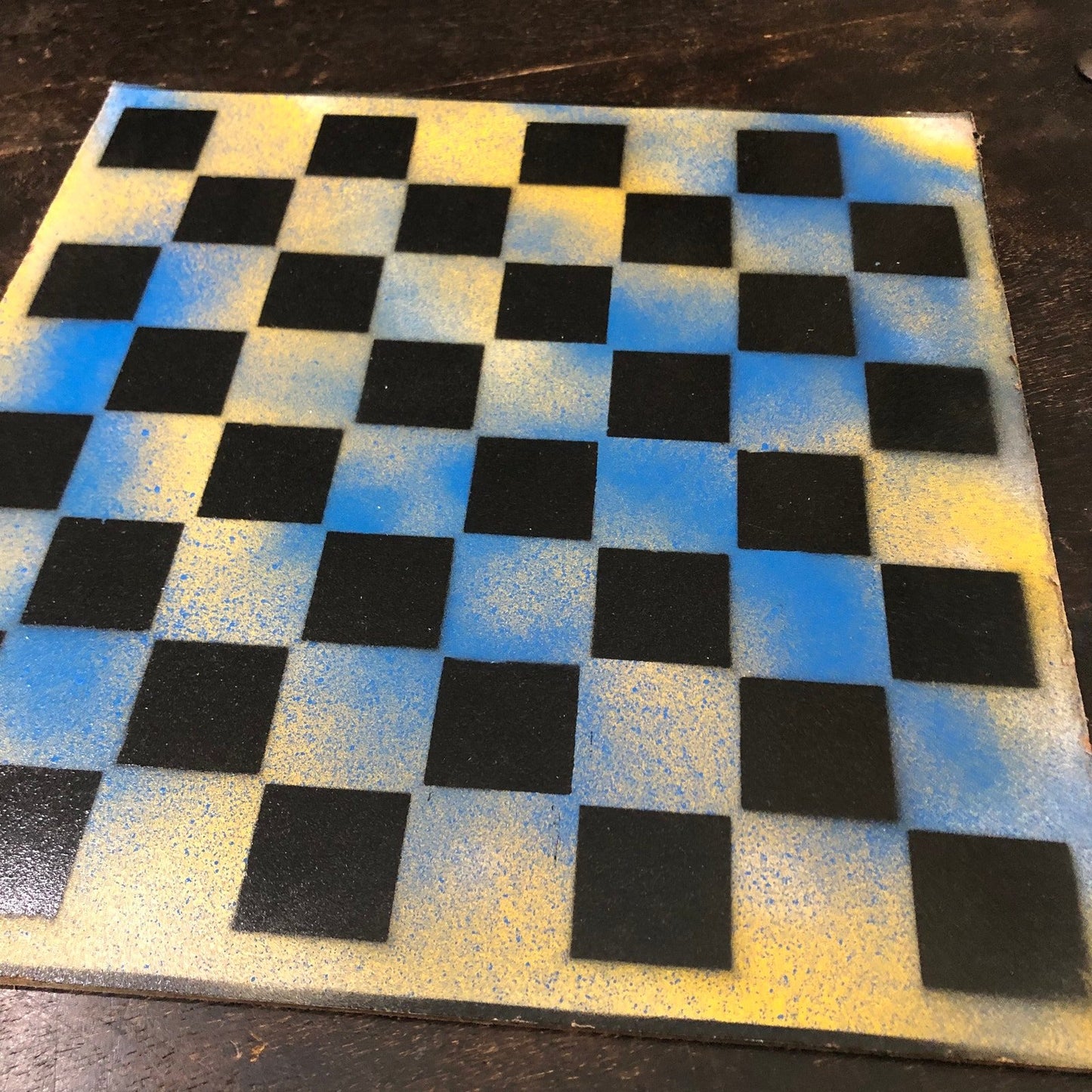 Painted Chess Set - Blu Yellow Mix (Pink Pieces)