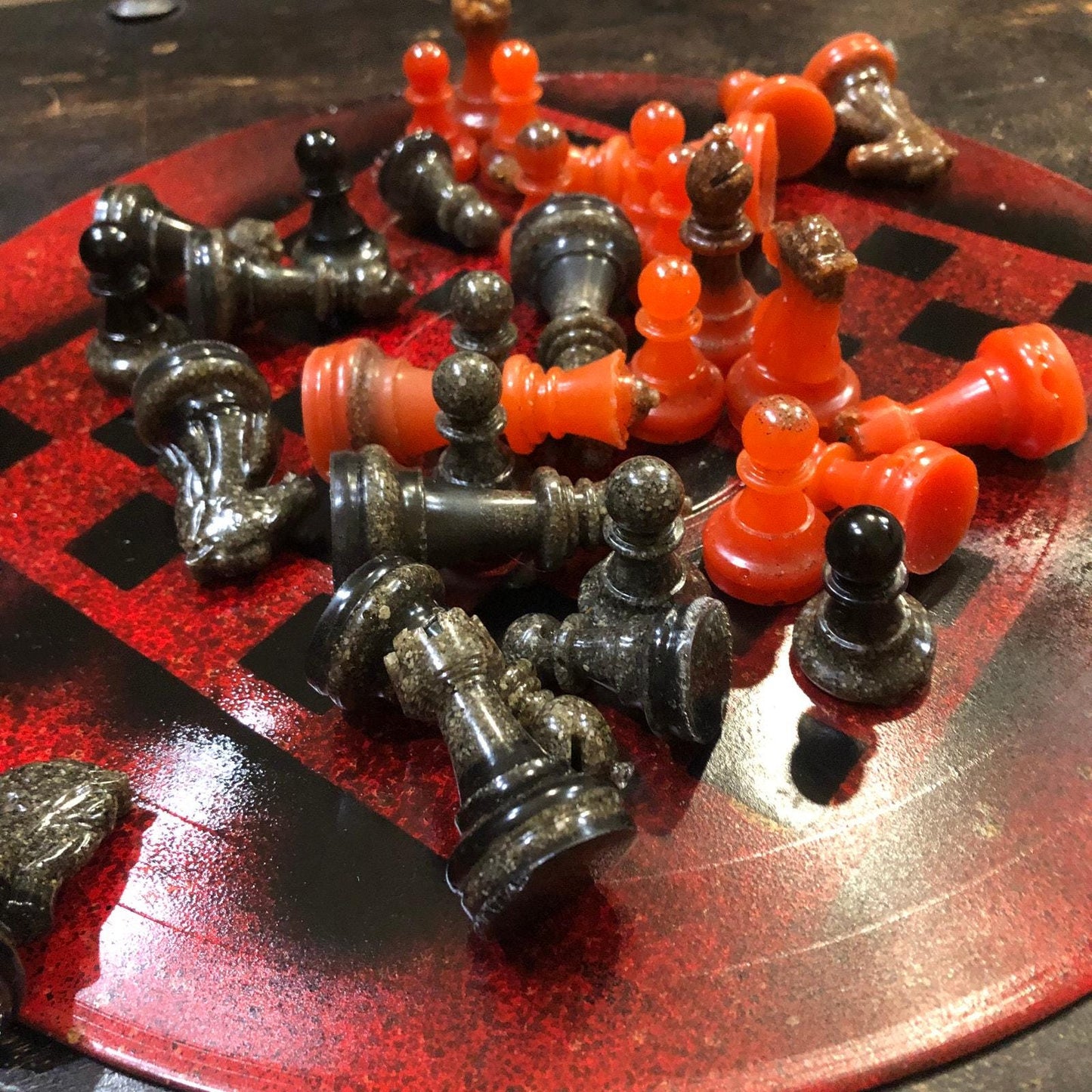 Vinyl Chess Set - Pitchfork Red (Resin Pieces)