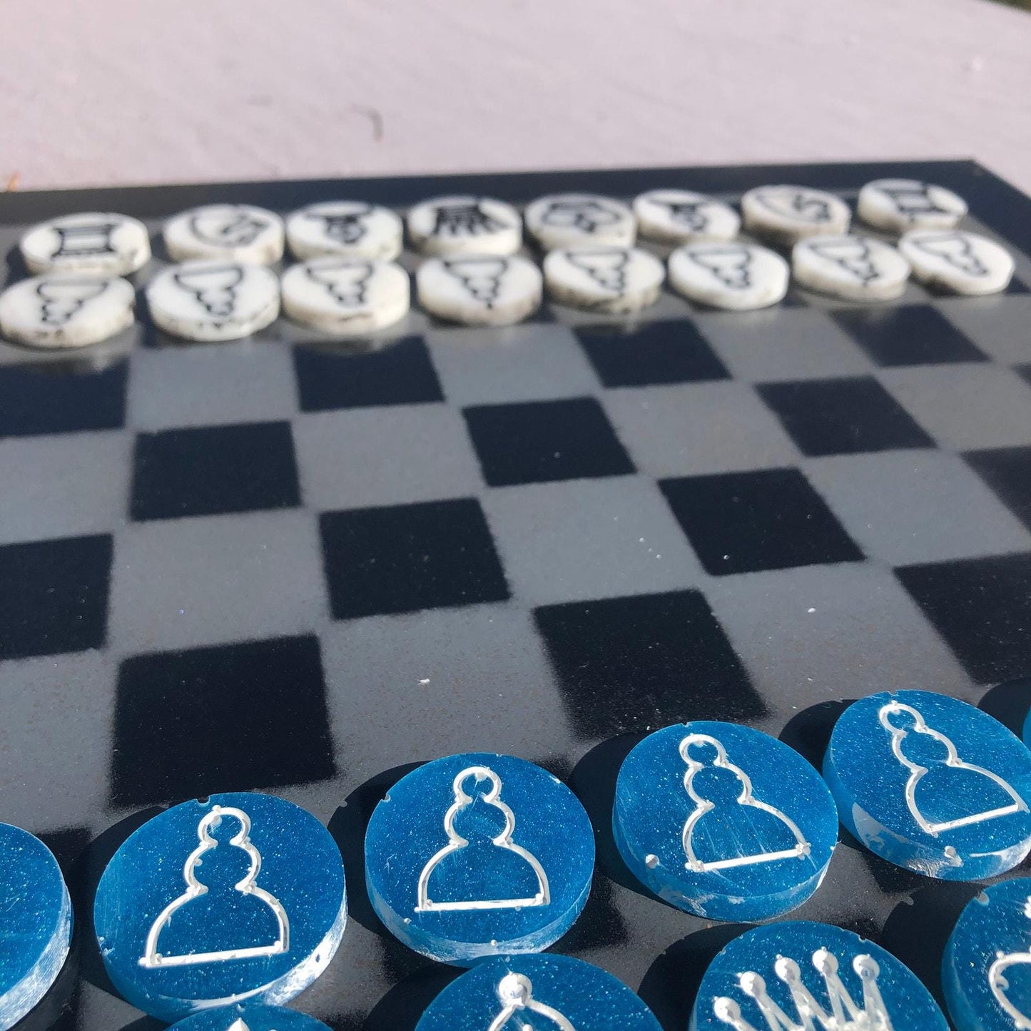 Chess Set - Slighted Blue