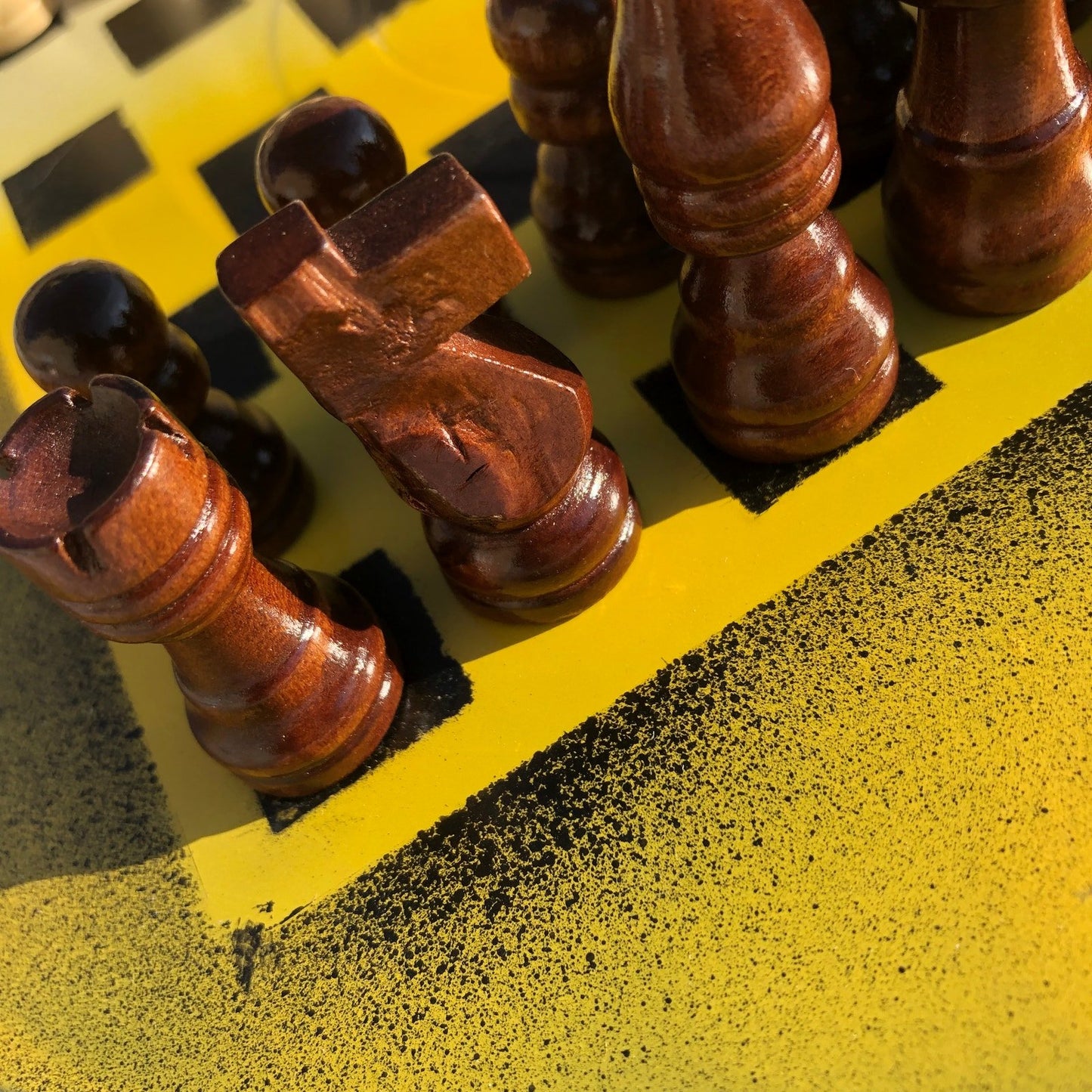 Vinyl Chess Set - Yellow Cream