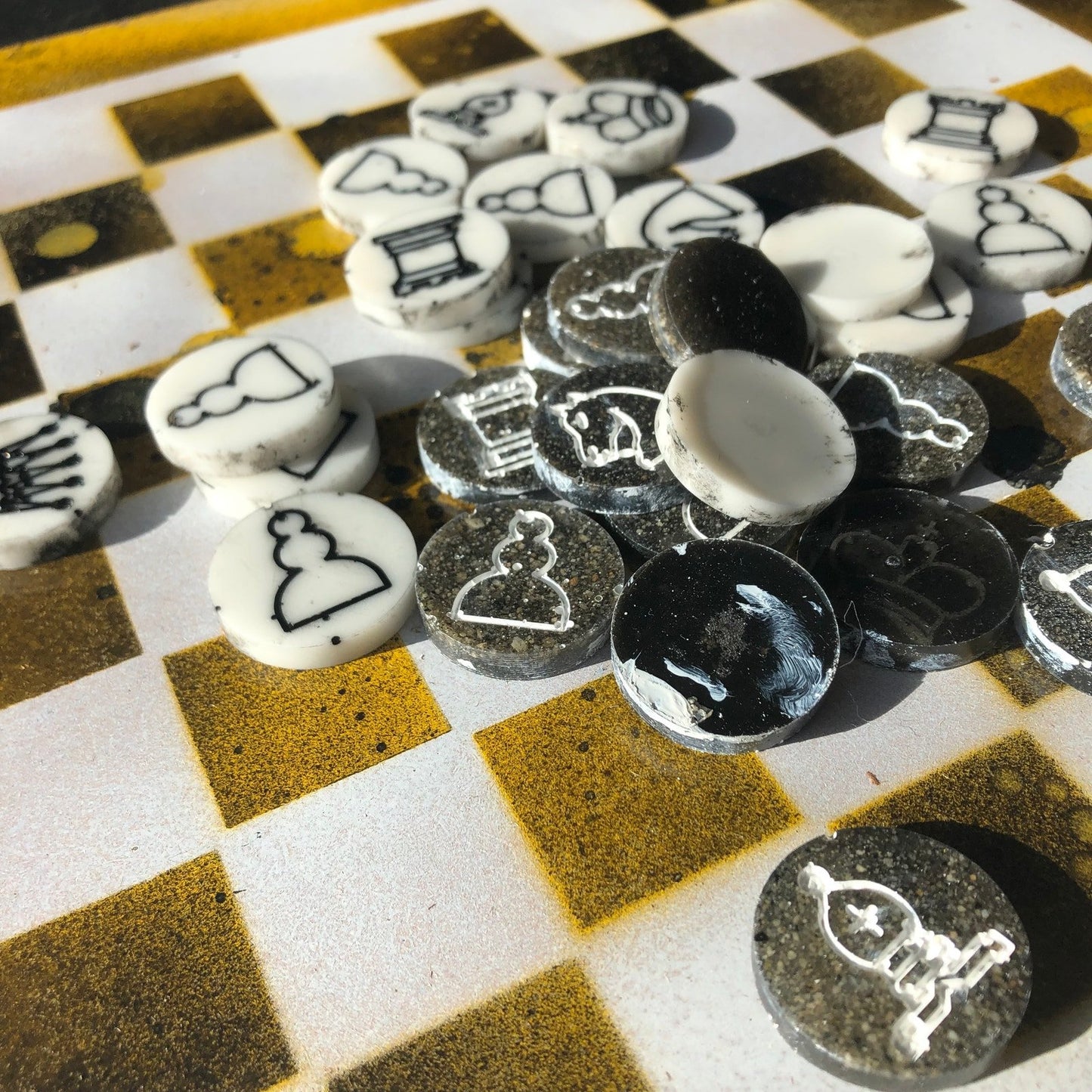 Chess Set - Dirty Yellow