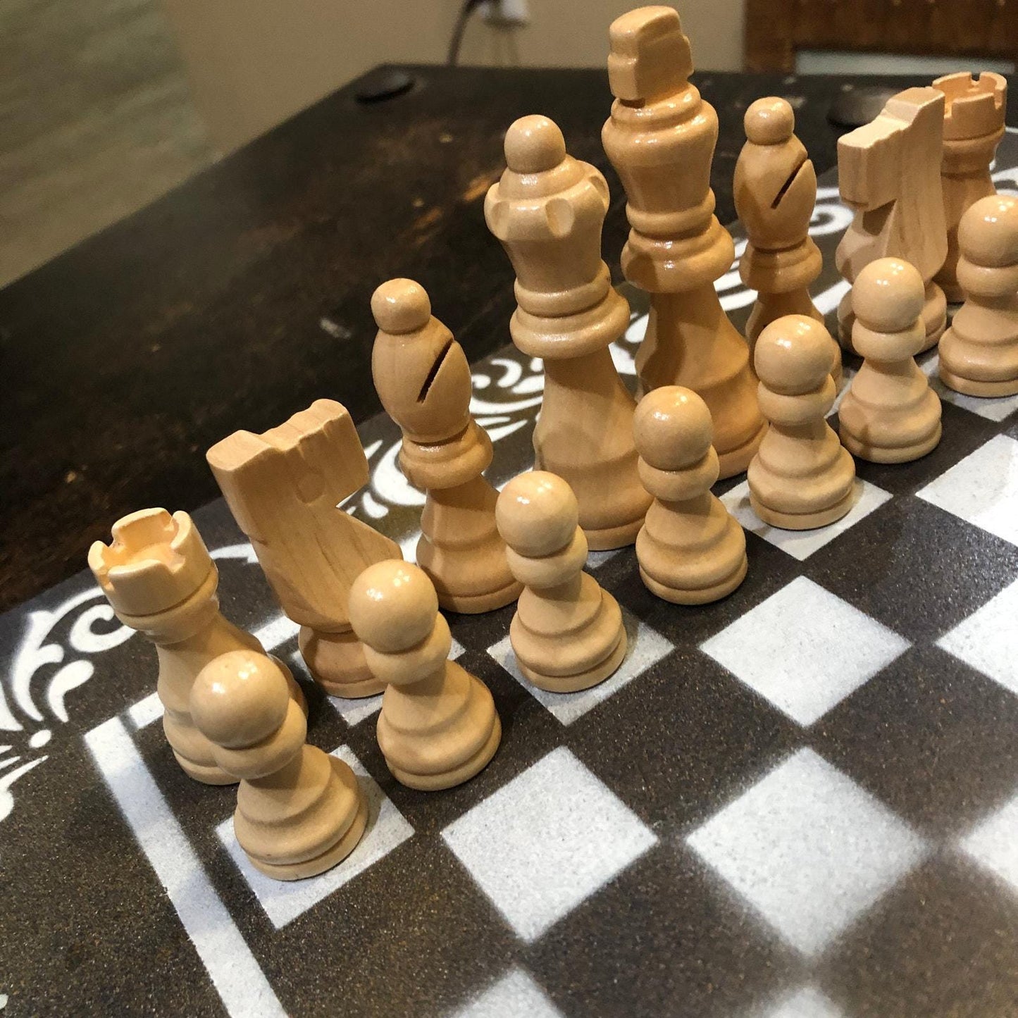 Chess Set - Amber Brown Deluxe