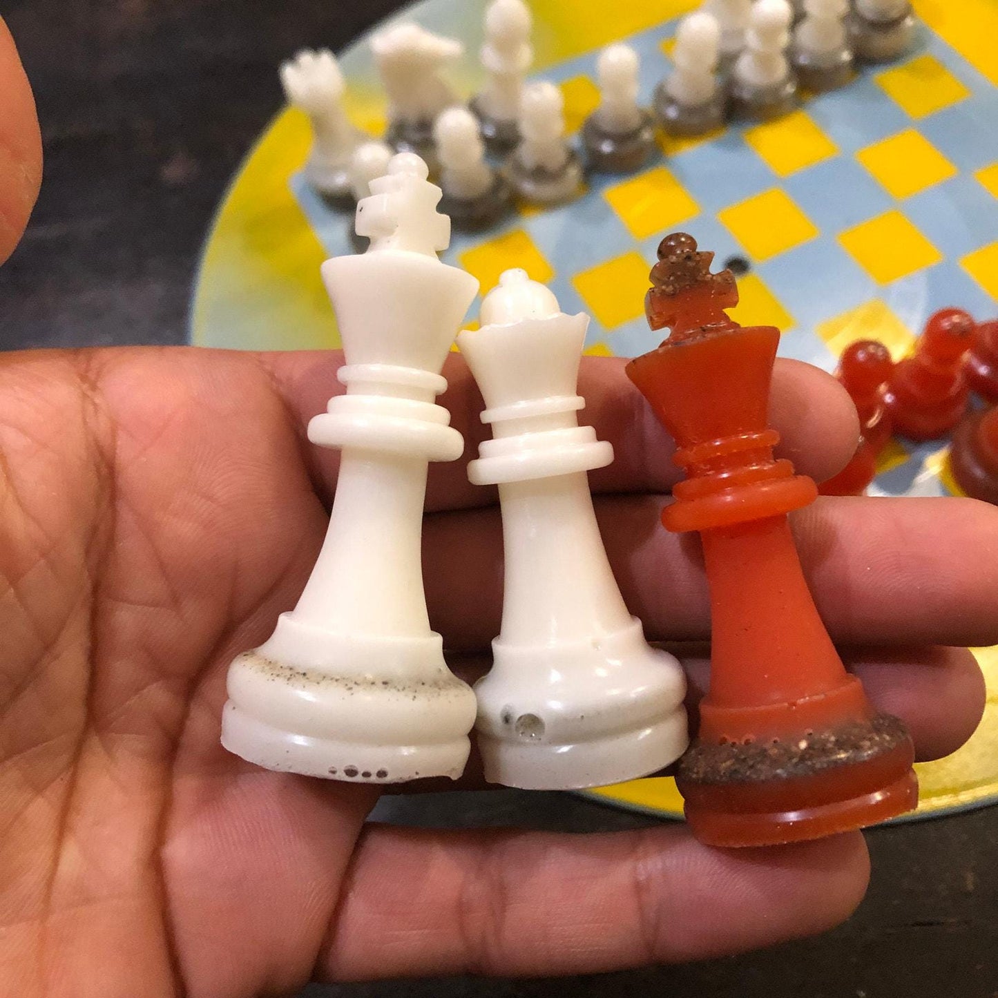 Vinyl Chess Set - Vintage Blue Yellow (Resin Pieces)