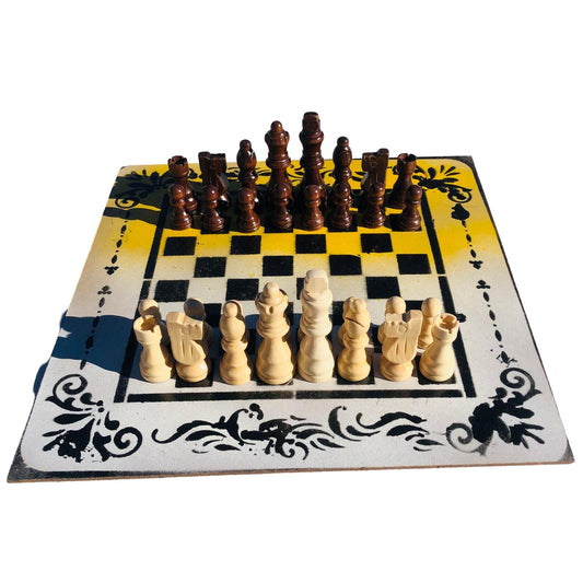 Chess Set - Yellow Cream Royal