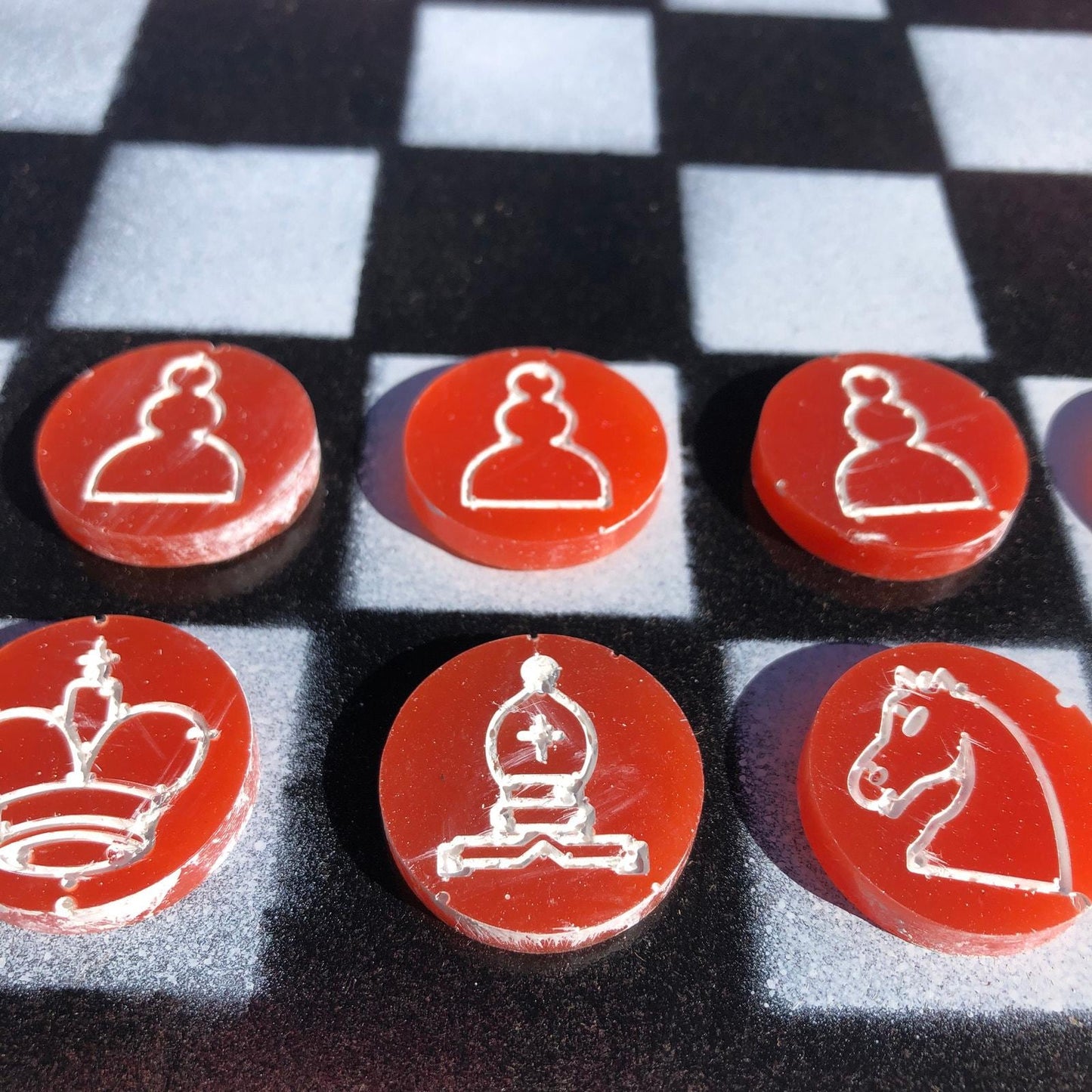 Chess Set - Red/Black Fade