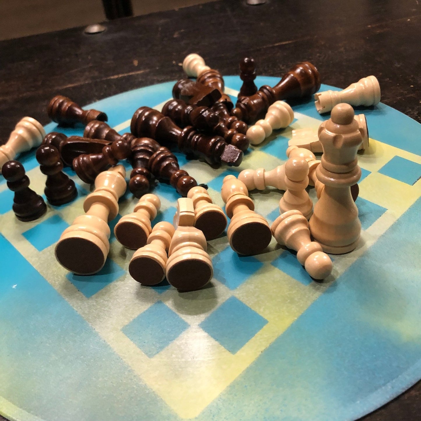 Vinyl Chess Set - Cream Blue