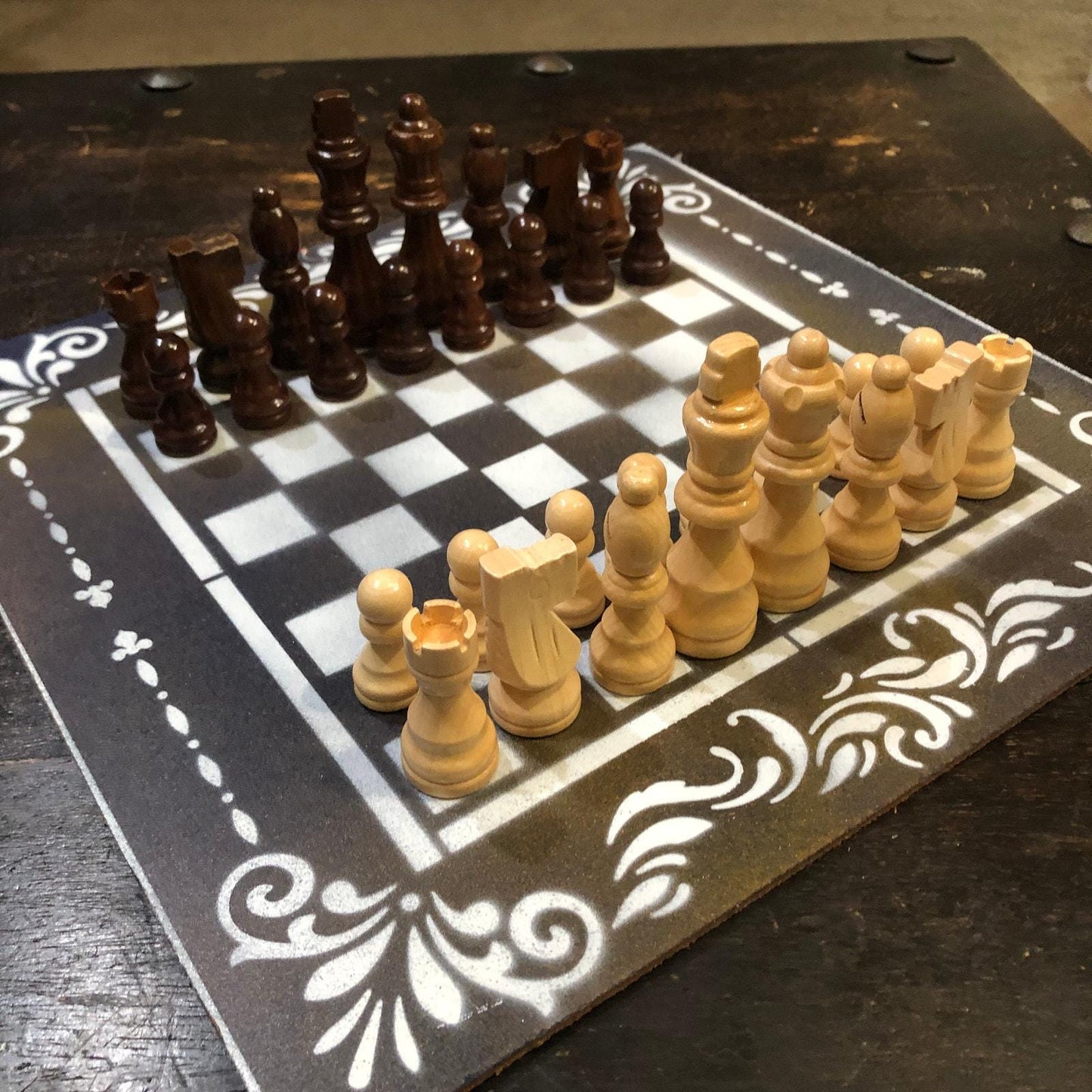 Chess Set - Amber Brown Deluxe