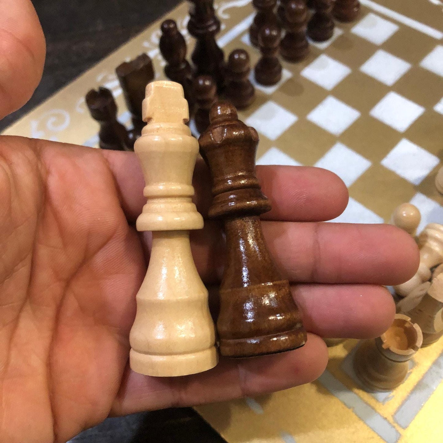 Chess Set - White & Gold