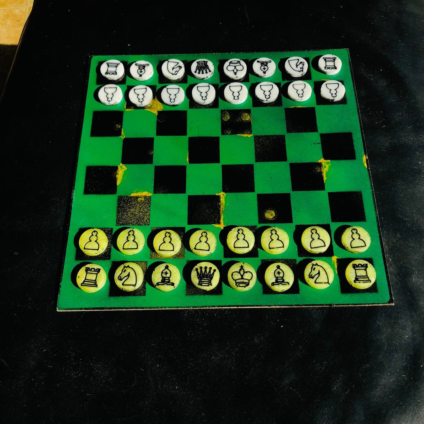 Chess Set - Green Mustard