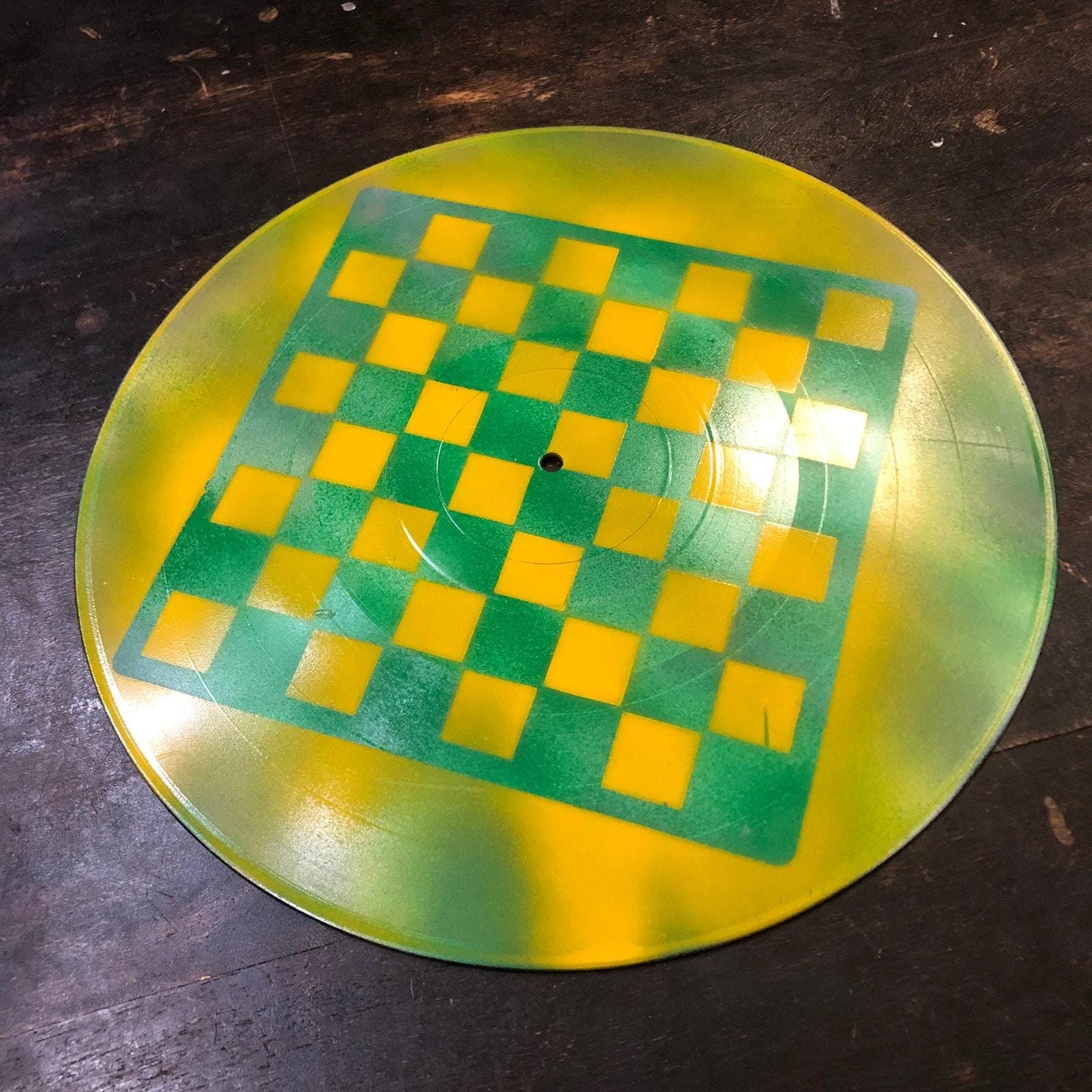 Vinyl Chess Set - Oregon Green (Resin Pieces)