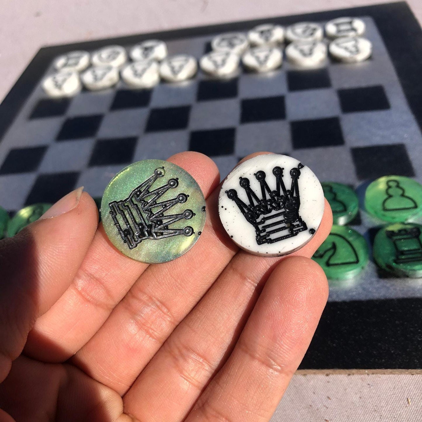 Chess Set - Green & White Dew