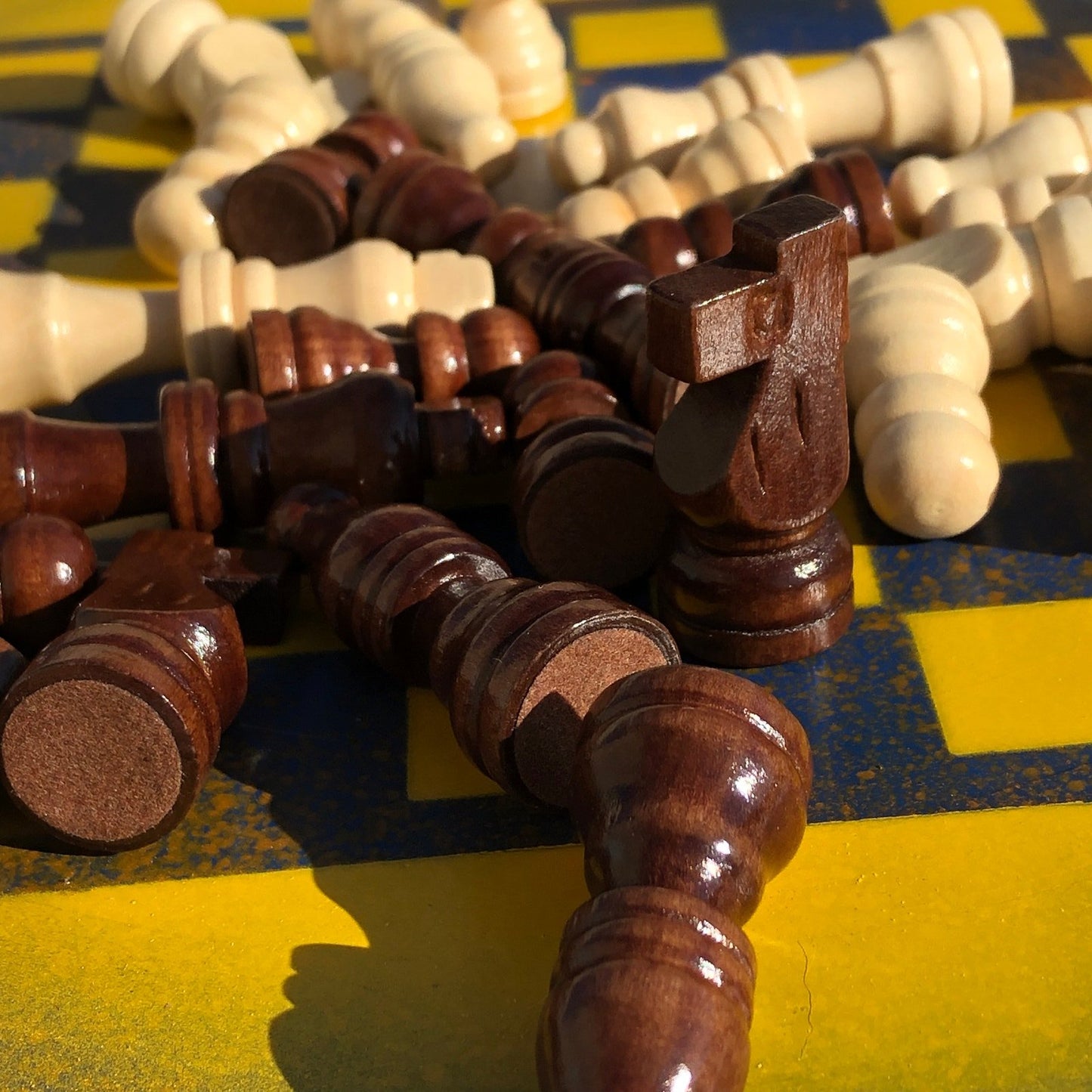 Vinyl Chess Set - Yellow & Blue Tint