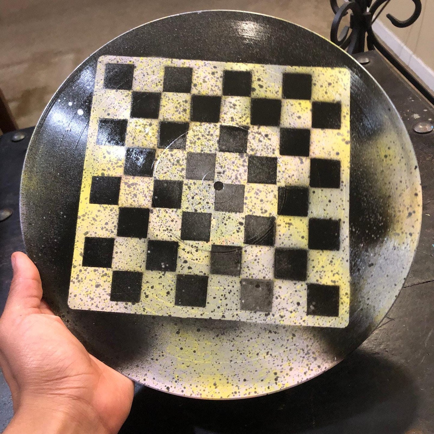 Vinyl Chess Set - Toxic Green (Resin Pieces)